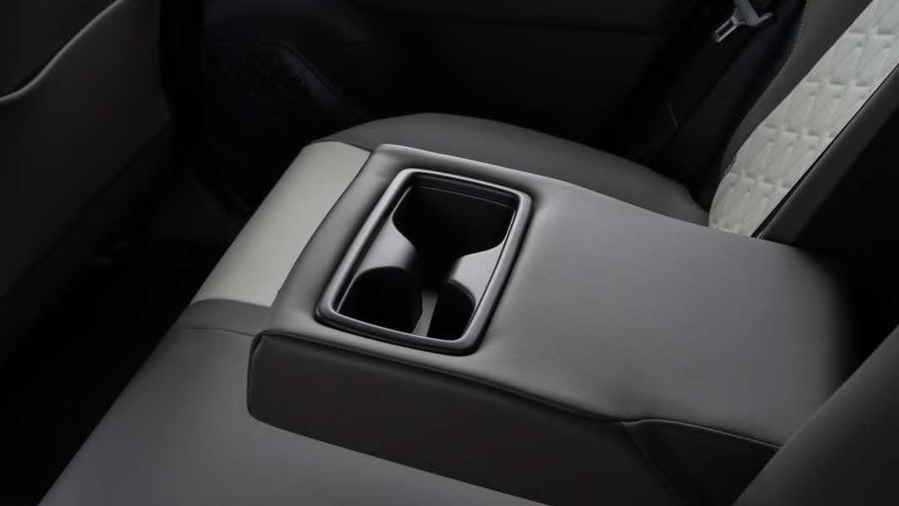 تويوتا راف ٤ TOYOTA RAV4 ADVENTURE 2.5L -2025YM