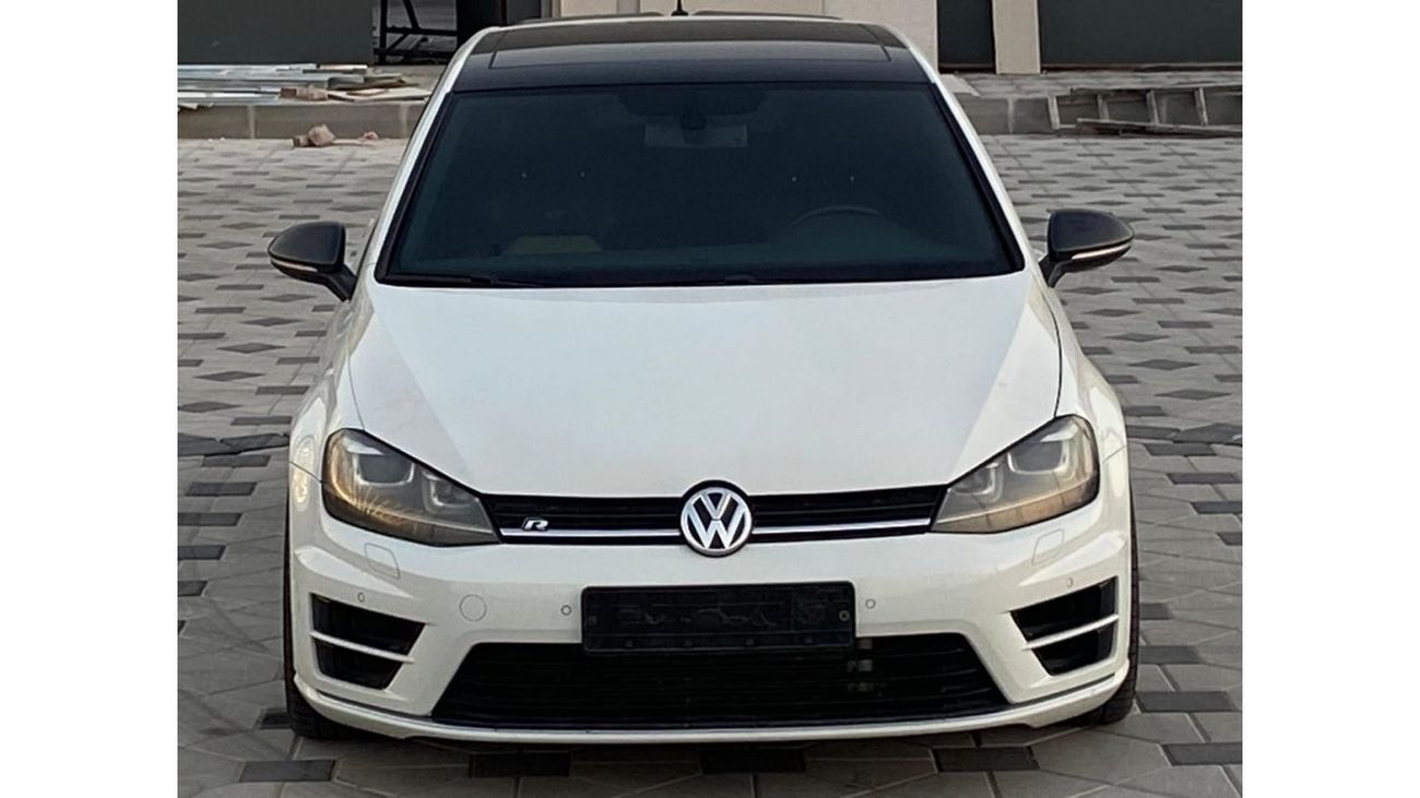 فولكس واجن جولف ار