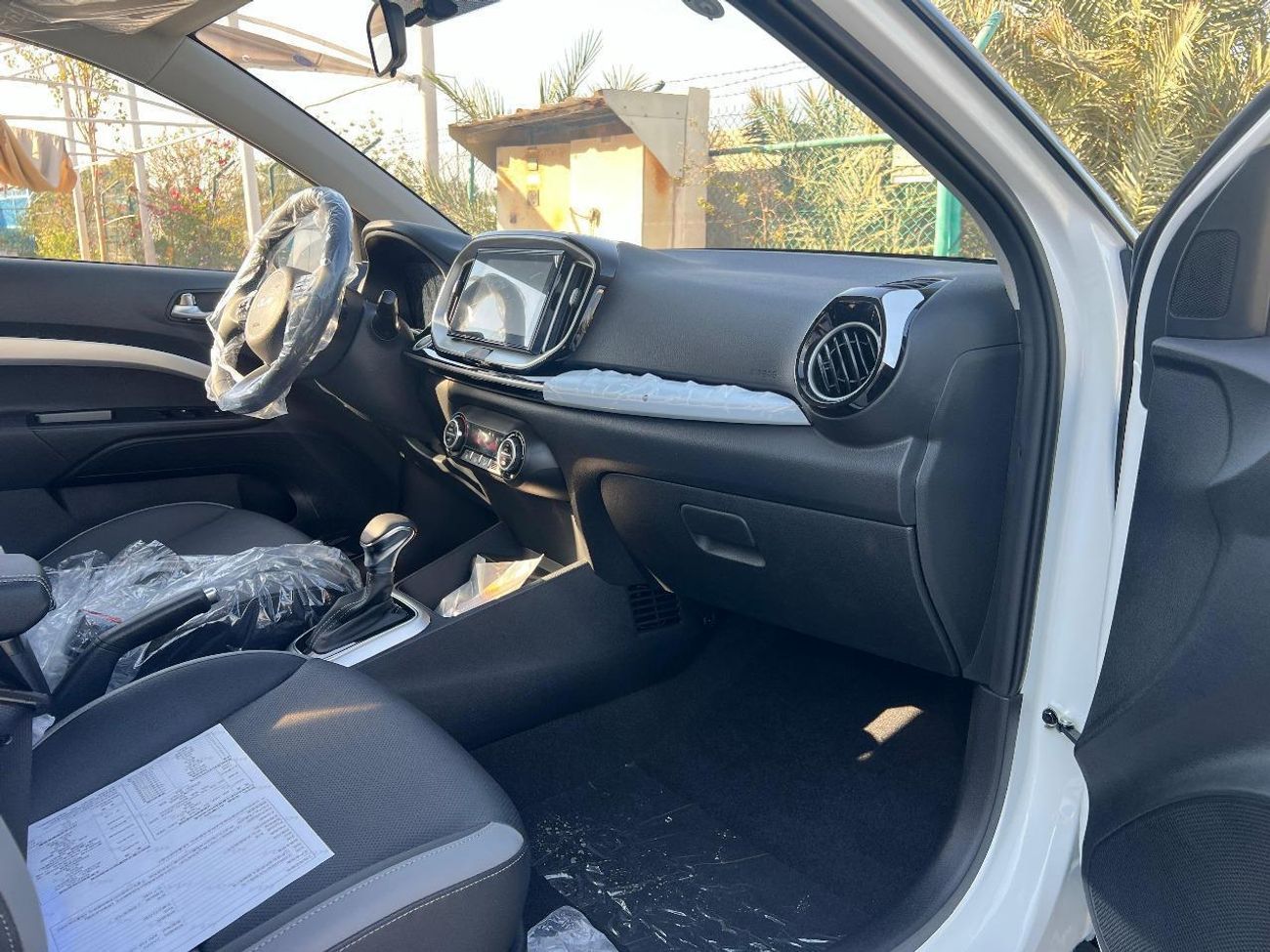 Kia KX1 1.4L PETROL AUTOMATIC TRANSMISSION ( FOR RE-EXPORT ONLY )