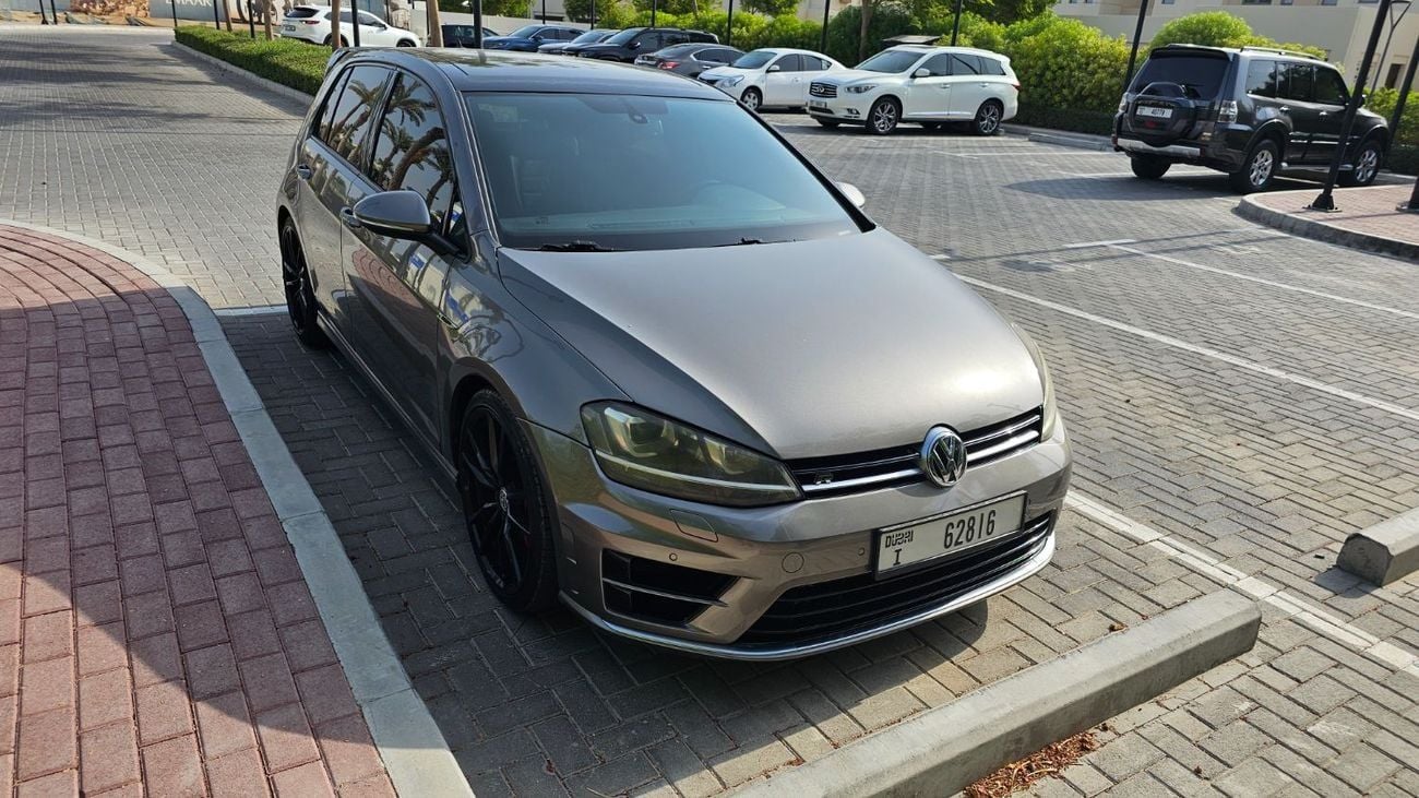 Volkswagen Golf R