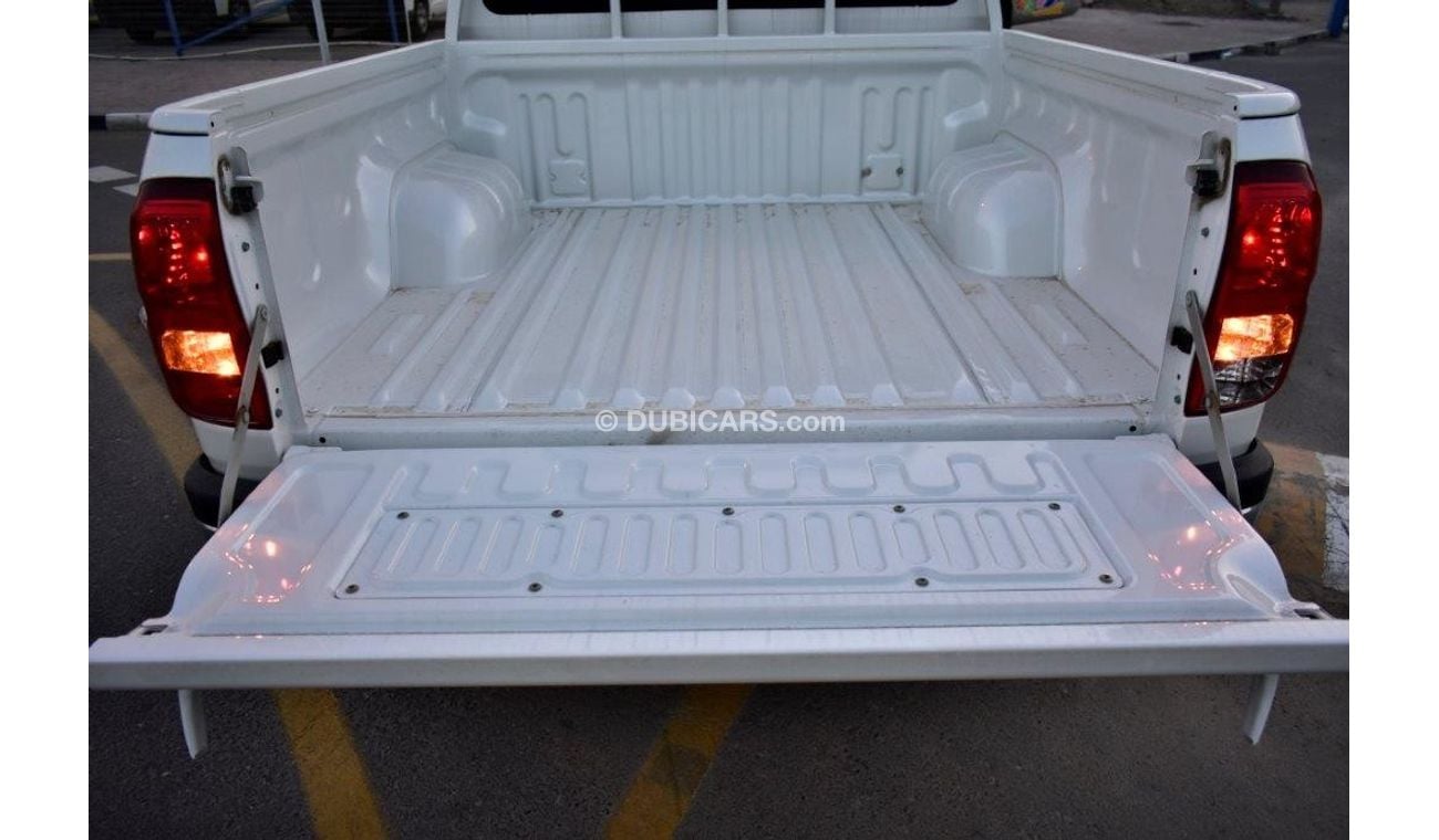 Toyota Hilux 2019 MODEL  DOUBLE CAB PICKUP  2.4L DIESEL 4WD Mt