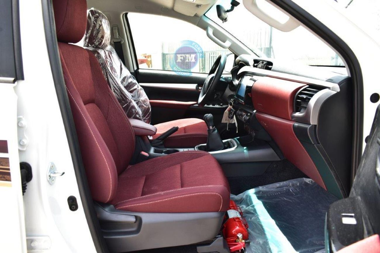 Toyota Hilux Double Cab GLX 2.7L 4WD 5 Seater Manual