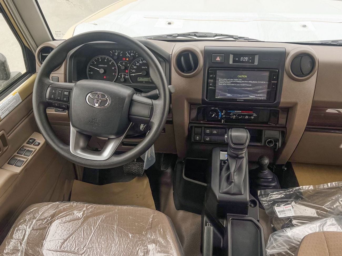 تويوتا لاند كروزر بيك آب EXPORT ONLY - LC79 DC STD 4.0L PETROL AT