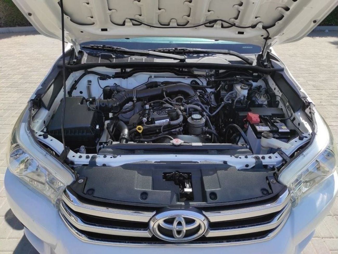 تويوتا هيلوكس Toyota Hilux 2020 single 4×2 manual petrol