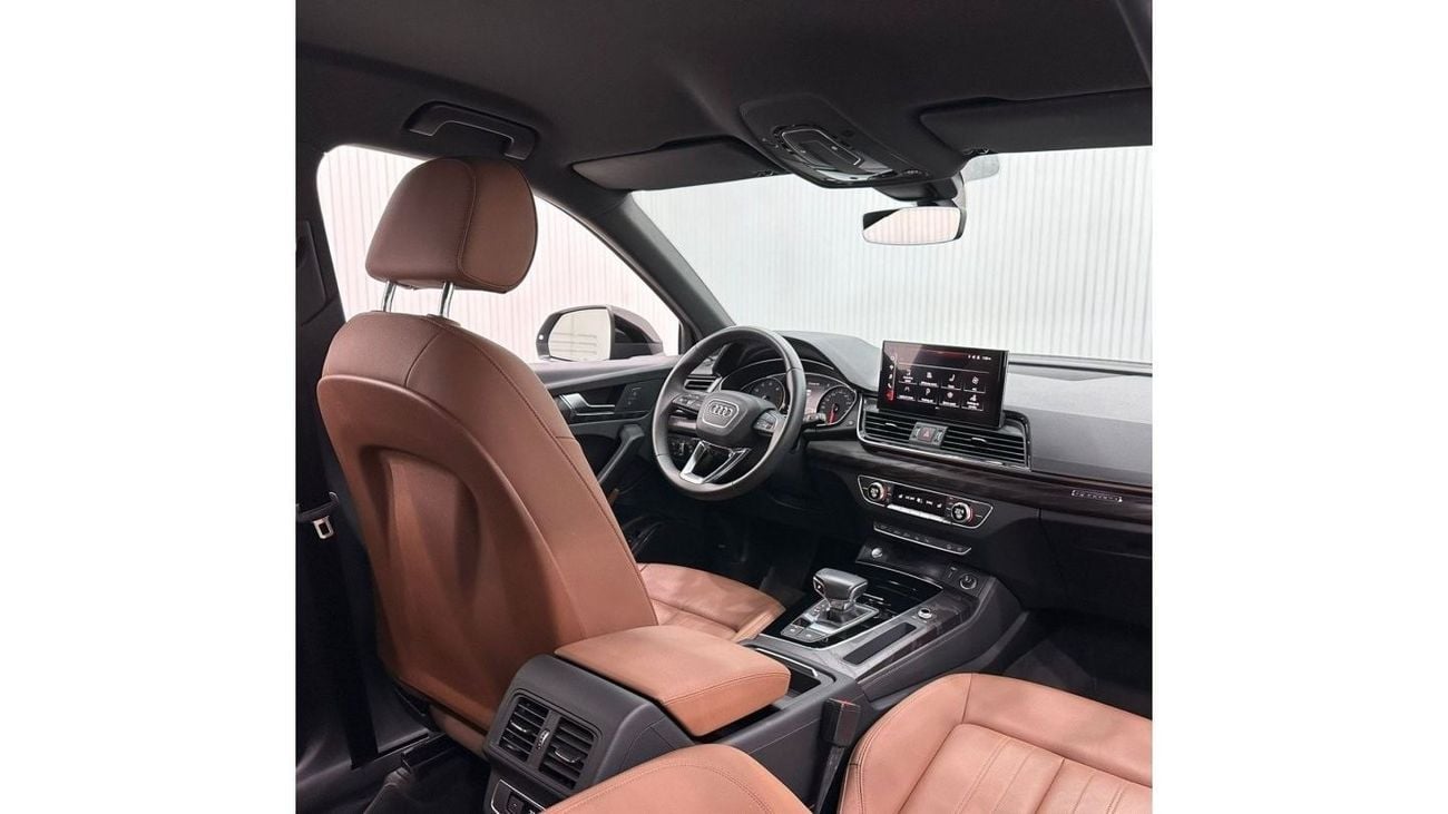 Audi Q5 45 TFSI quattro S Line 2022 Audi Q5 45TFSI S-Line Quattro, June 2027 Audi Warranty + Service Pack, L