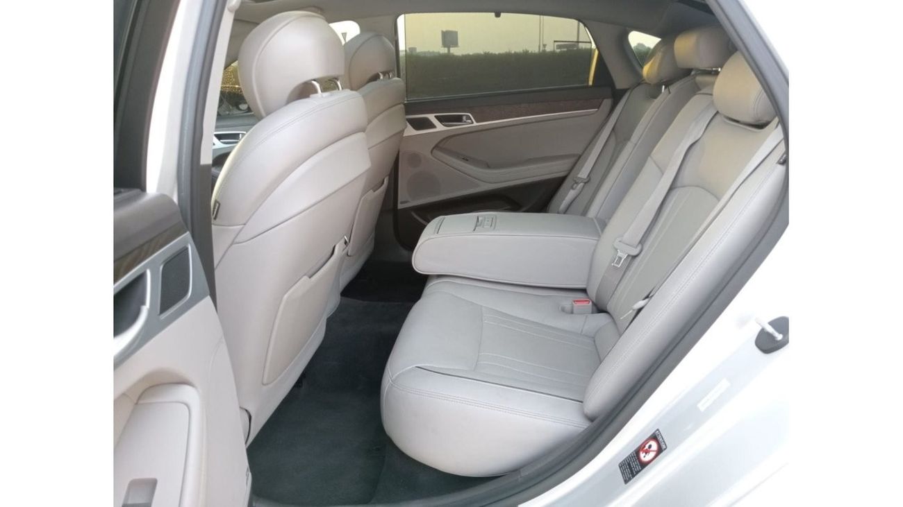 Hyundai Genesis Platinum Full option
