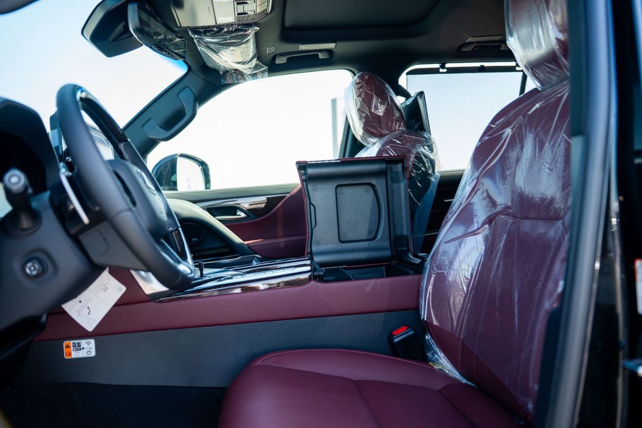 Lexus LX 700h Lexus LX 700 2025 3.5L hybrid  Transmission Automatic  Signature 7 seats  Full option  22 rims  Hudp