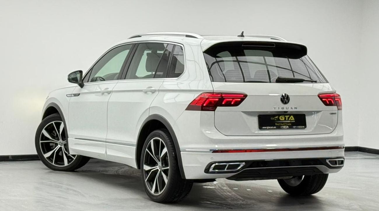 فولكس واجن تيجوان 2024 Volkswagen Tiguan R-Line, 2026 Volkswagen Warranty + Service Pack, Very Low Km, GCC