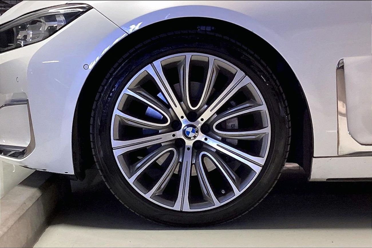 بي أم دبليو 730Li Excellence | شامل الضمان | 0 ﺪﻔﻋﺓ ﺃﻮﻟﻯ