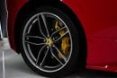 فيراري 488 سبايدر Spider Carbon Exterior/Interior, Passenger Display, GCC Specs!!