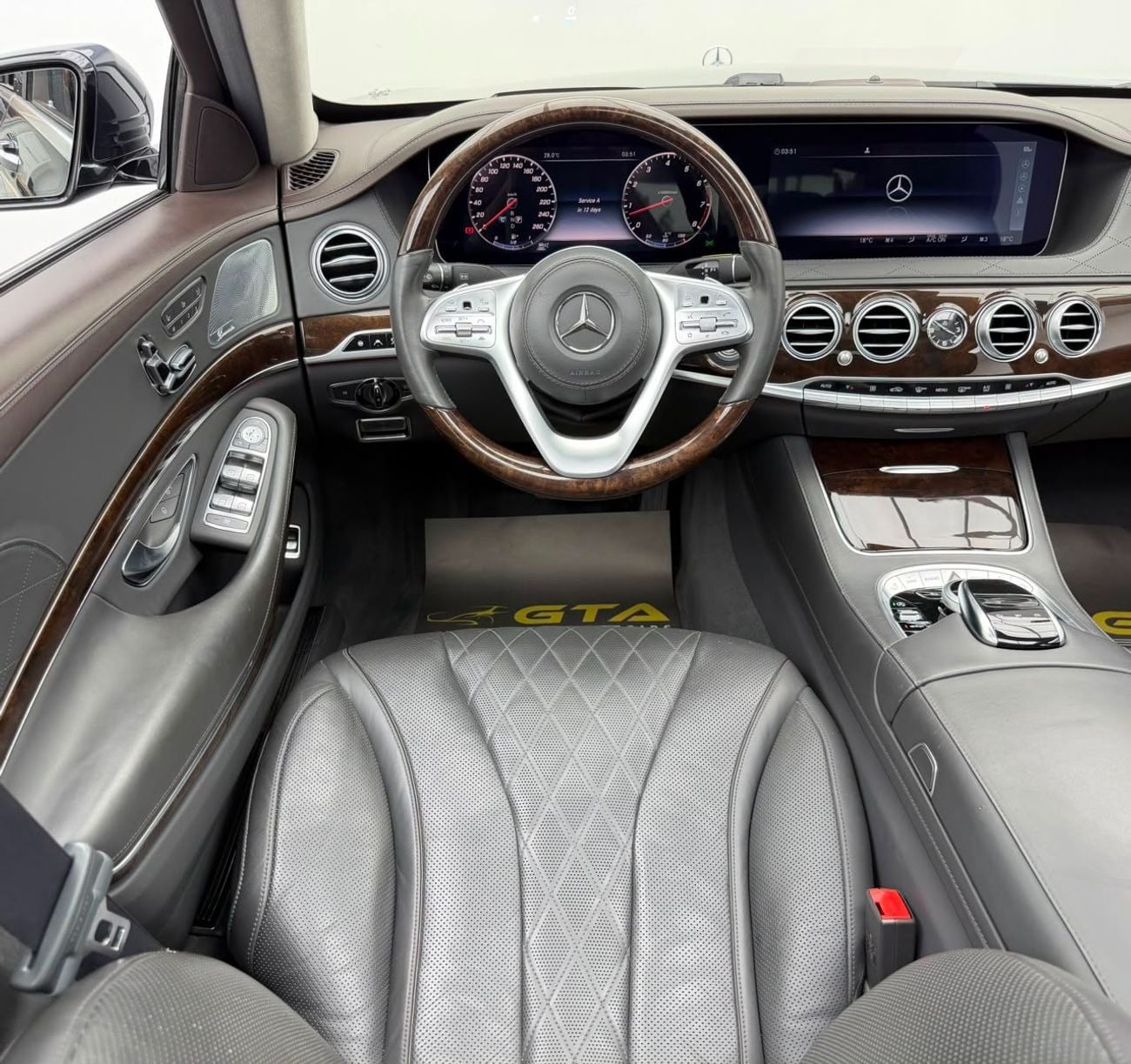 Mercedes Benz S600