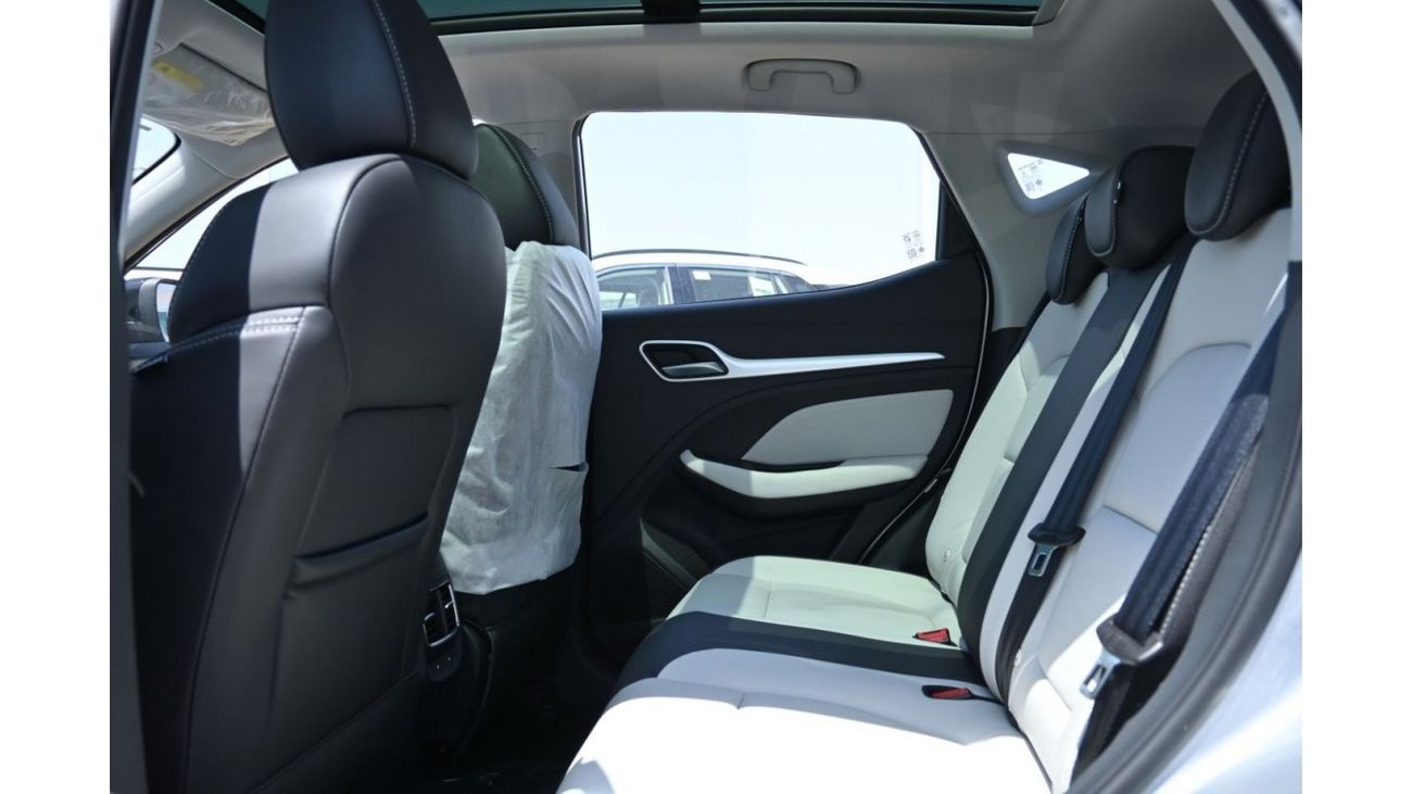 أم جي ZS MG ZS Trophy 1.3L Turbo Petrol, 3 Cylinder, GCC Spec Color Silver, Model 2023