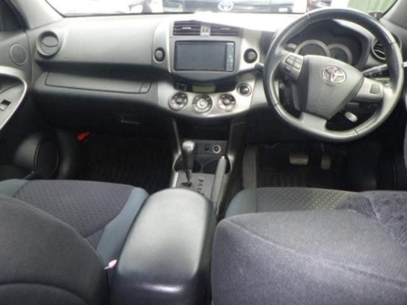 Toyota Vanguard 2.4L V4 PETROL /  240S S PKG/ACA38W / DVD / 7 STR / 2010