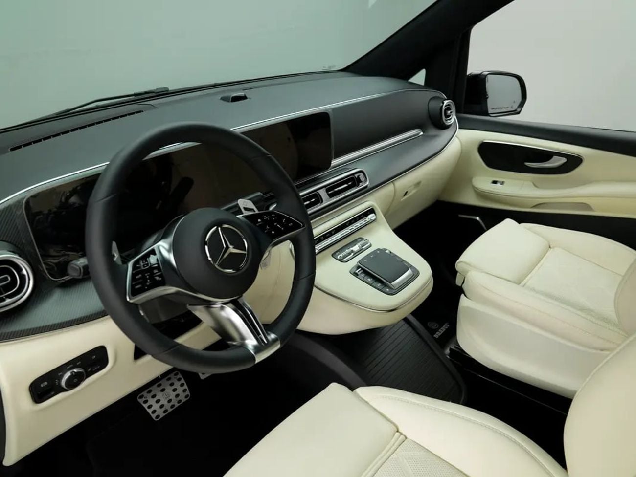 Mercedes Benz V300 AVANTGARDE BRABUS V300 EXTRA-LONG | GCC SPECS | DEALER WARRANTY