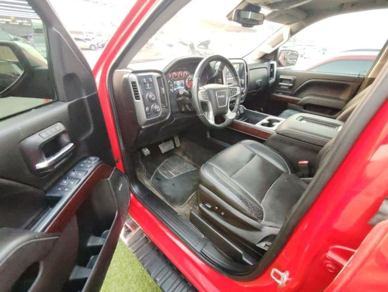 GMC Sierra 5.3L V8 SLT Crew Cab (AWD)