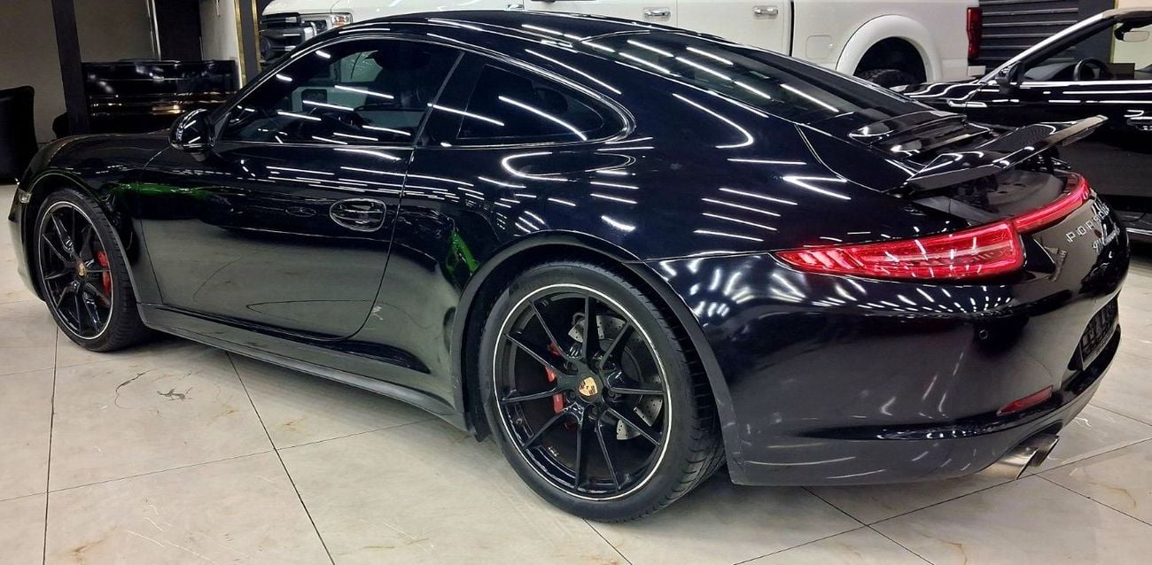 Porsche 911 CARRERA 4S
