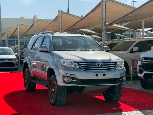 Toyota Fortuner 2015 I V6 4.0 | Ref#508
