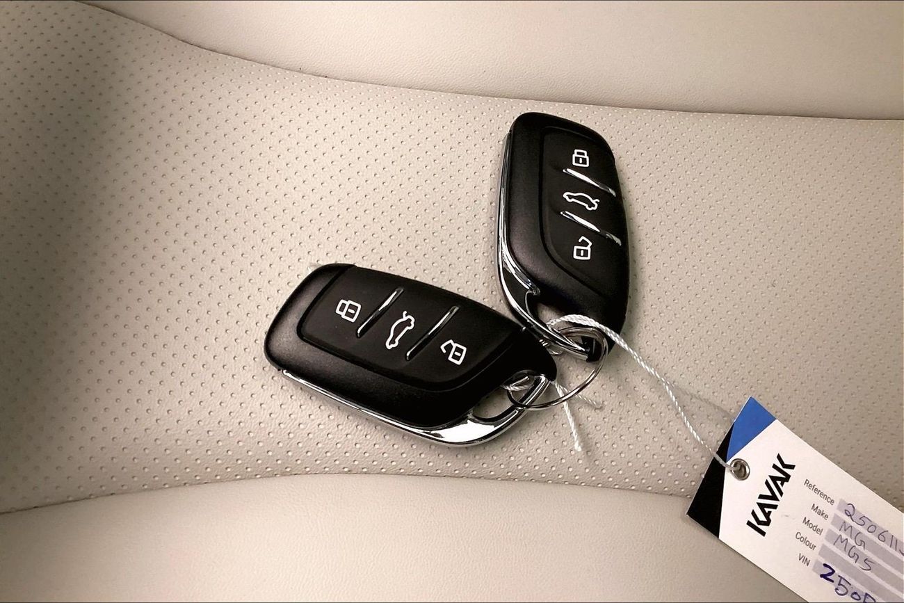 أم جي 5 Luxury | Start 2026 with the ideal drive | شامل الضمان | 0 ﺪﻔﻋﺓ ﺃﻮﻟﻯ