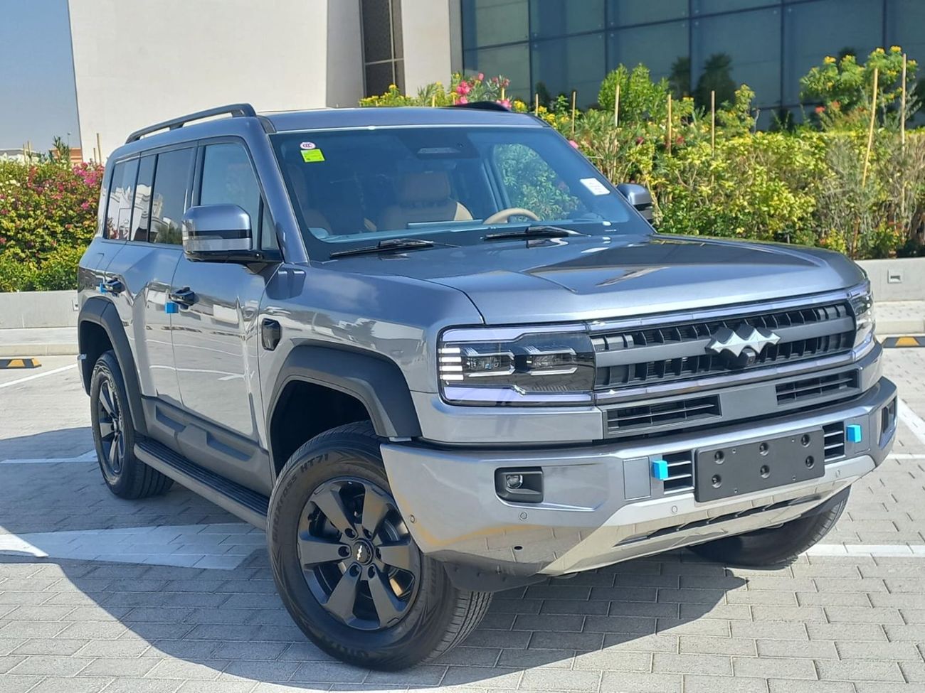 بي واي دي ليوبارد 5