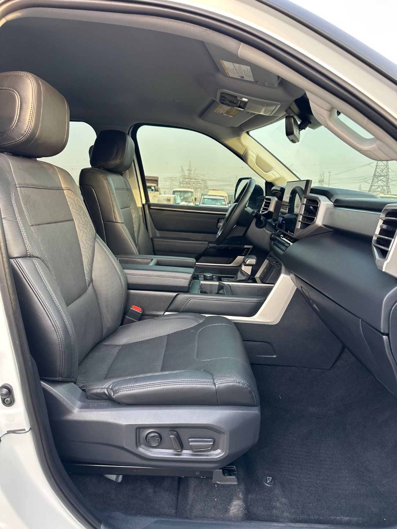 Toyota Tundra Limited Full Option | 360 camera | leather seats | 3.5 L V6