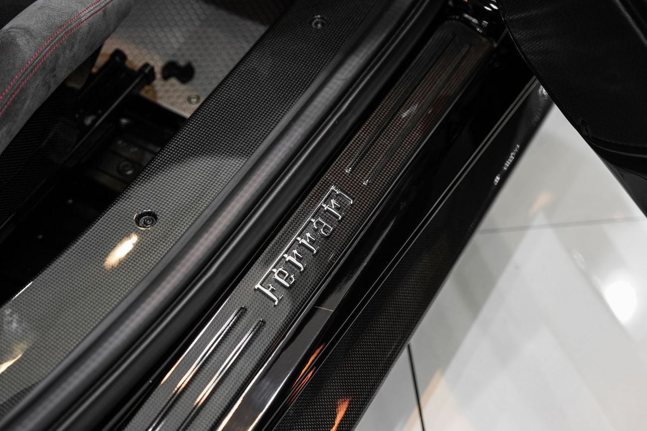 Ferrari 488 Pista Carbon Fiber Package, Novitec Exhaust System, GCC Spec!!