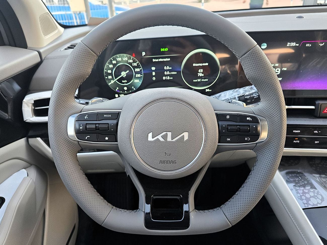Kia Sportage KIA SPORTAGE 1.5L petrol SUV FWD Gcc Grey Color 2026 Model