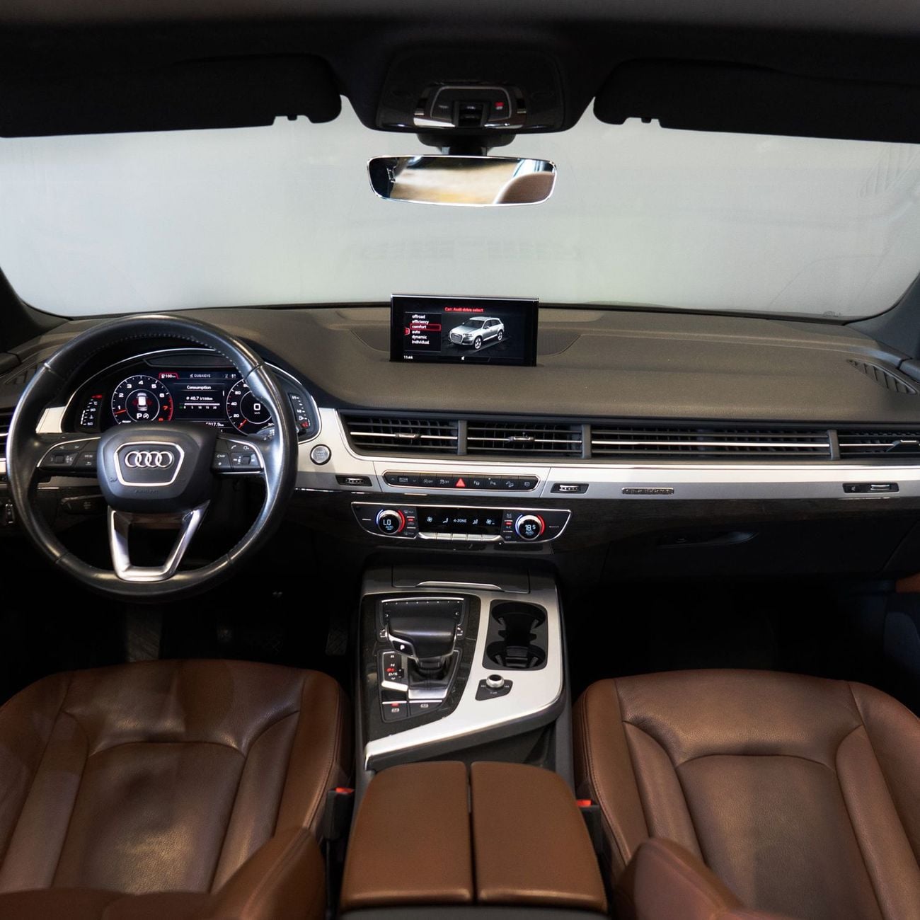 أودي Q7 45 TFSI quattro S-Line 3.0L