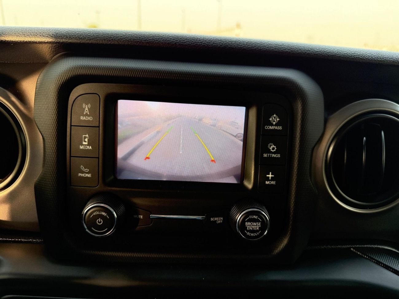 جيب رانجلر Unlimited Sport S 2.0L A/T