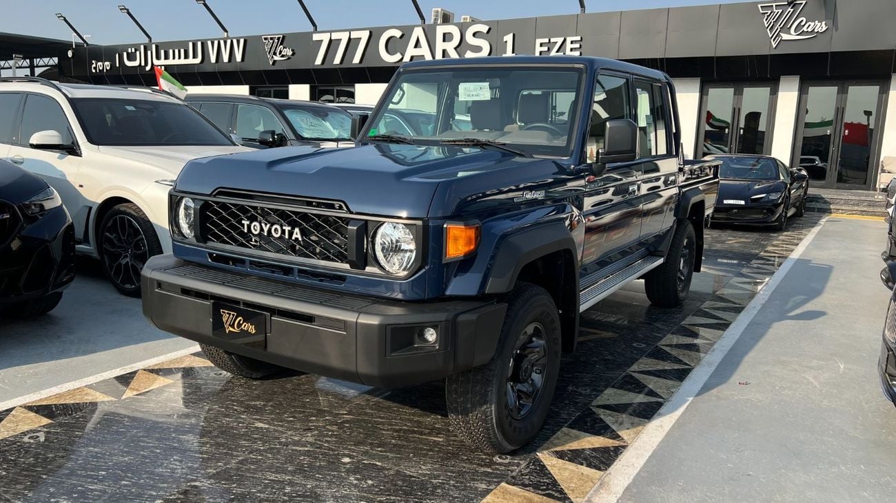 تويوتا لاند كروزر بيك آب 4.0L Double Cab