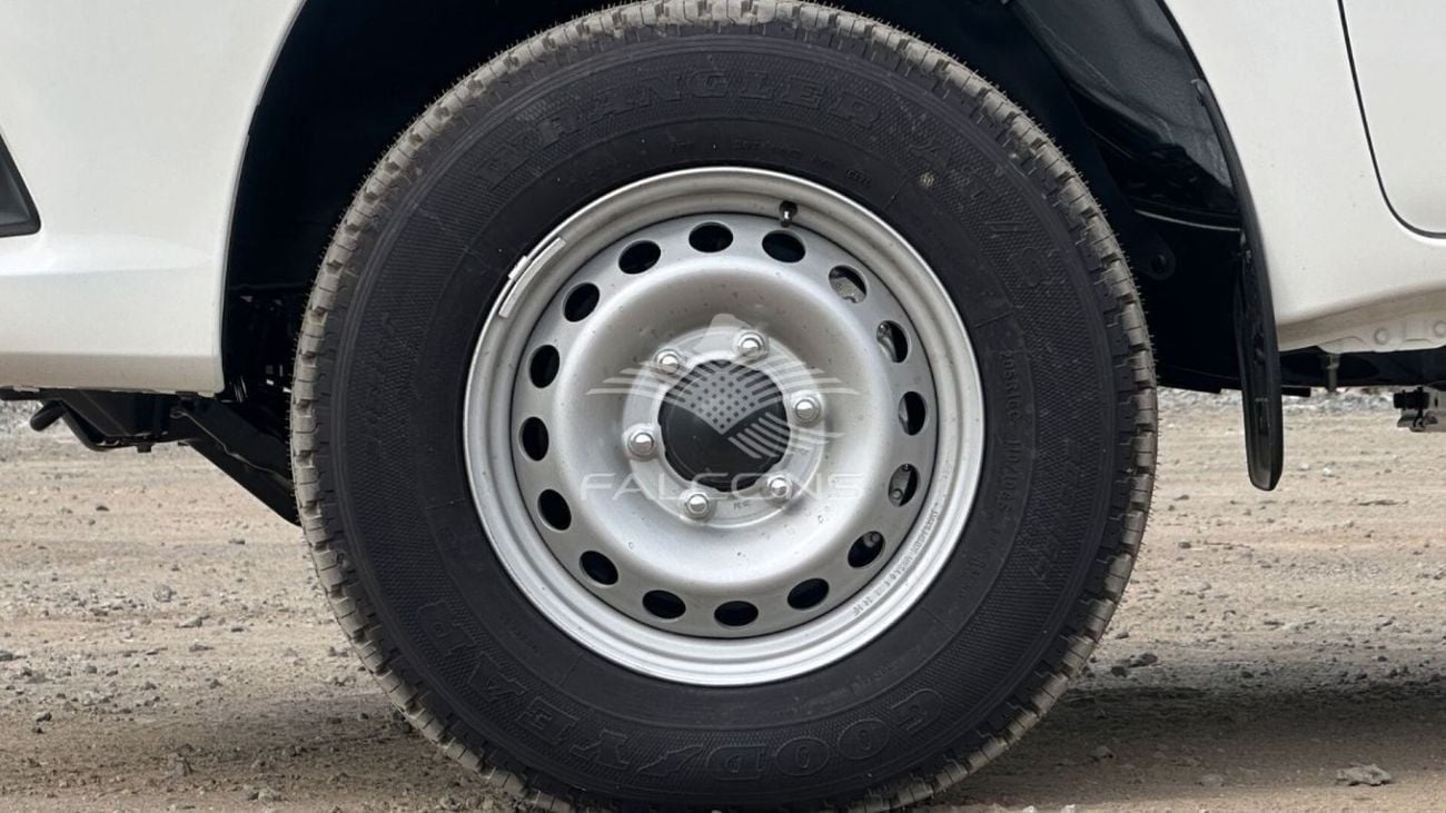 Toyota Hilux DLX Toyota/HILUX D DC 4WD/ 2.4L Country TURBO ABS P.WIND, C.LOCK MT