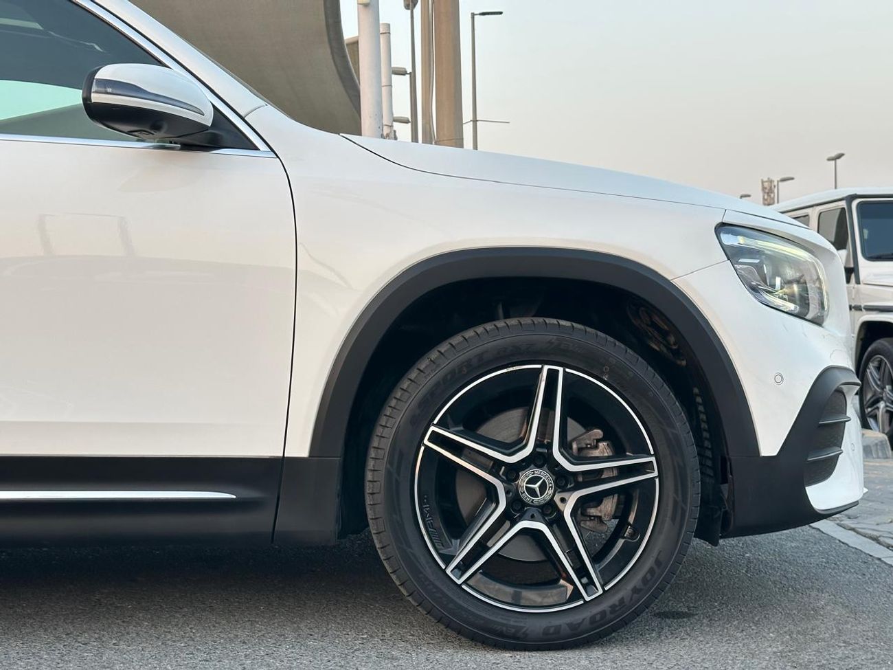 Mercedes-Benz GLB 250 Mercedes GLB 250 AMG_GCC_2021_Excellent Condition _Full option