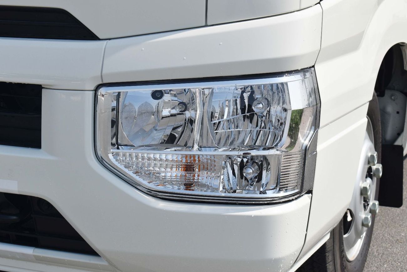 تويوتا كوستر 2.7L (23-Seater)