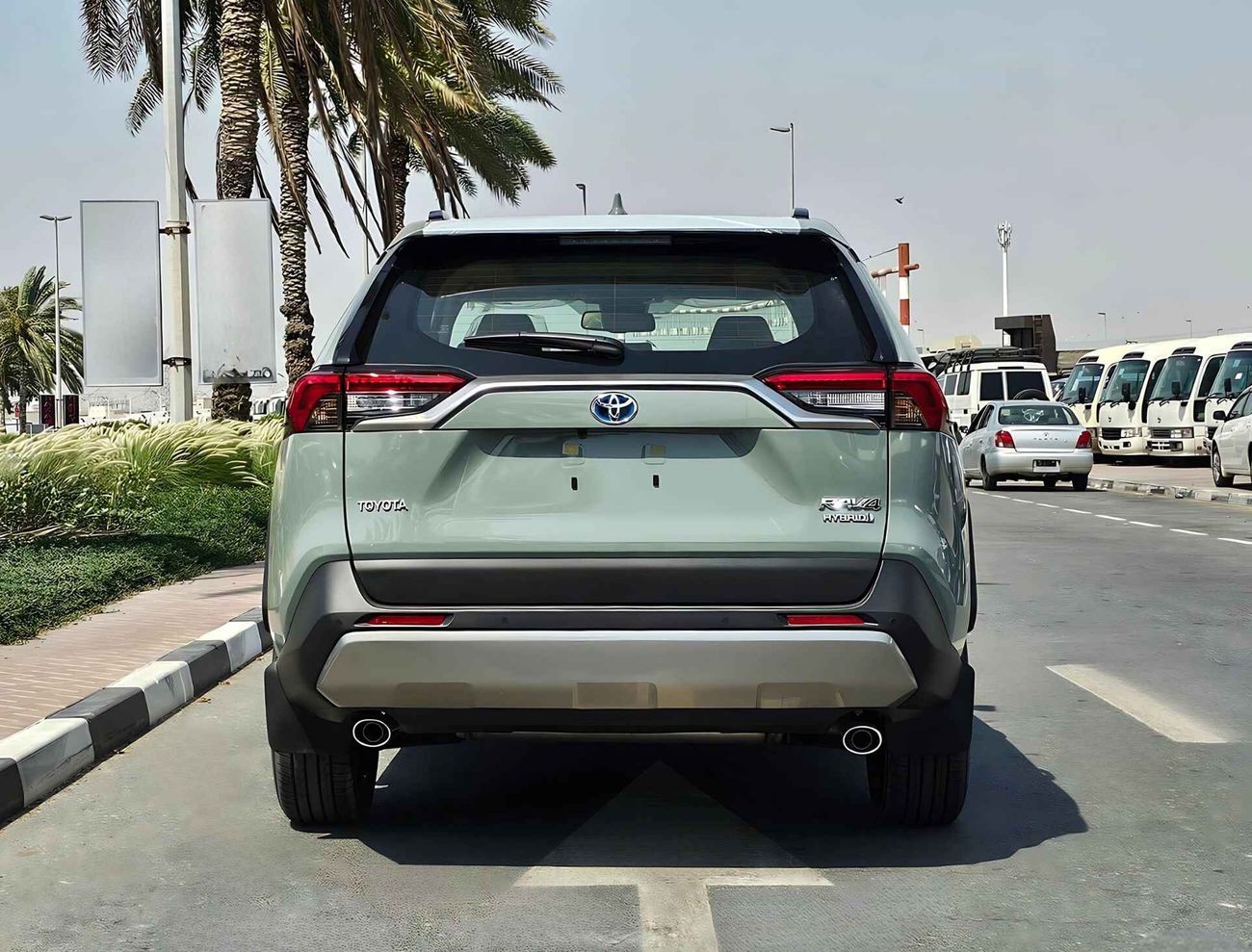 تويوتا راف ٤ Hybrid / 2.5L V4 / Driver Power Seat / Full Option With Panoramic Roof (CODE # 67999)