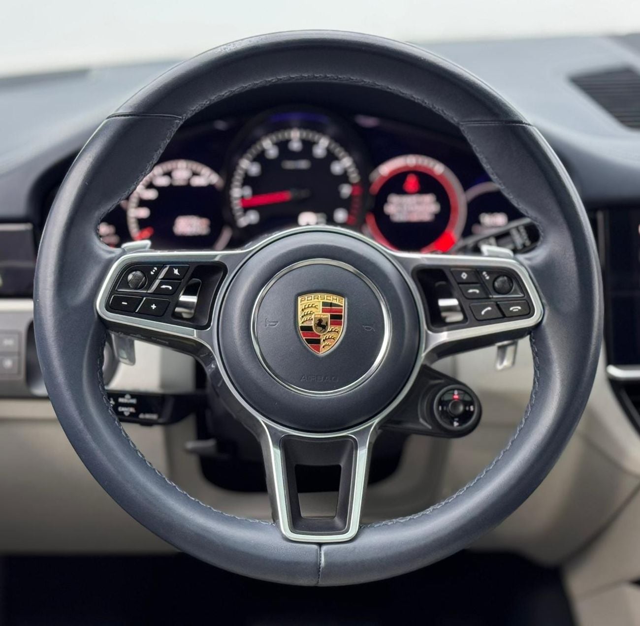 بورش كايان Base Coupe 2022 Porsche Cayenne Coupe Platinum Edition, Warranty, Full Service History, Fully Loaded