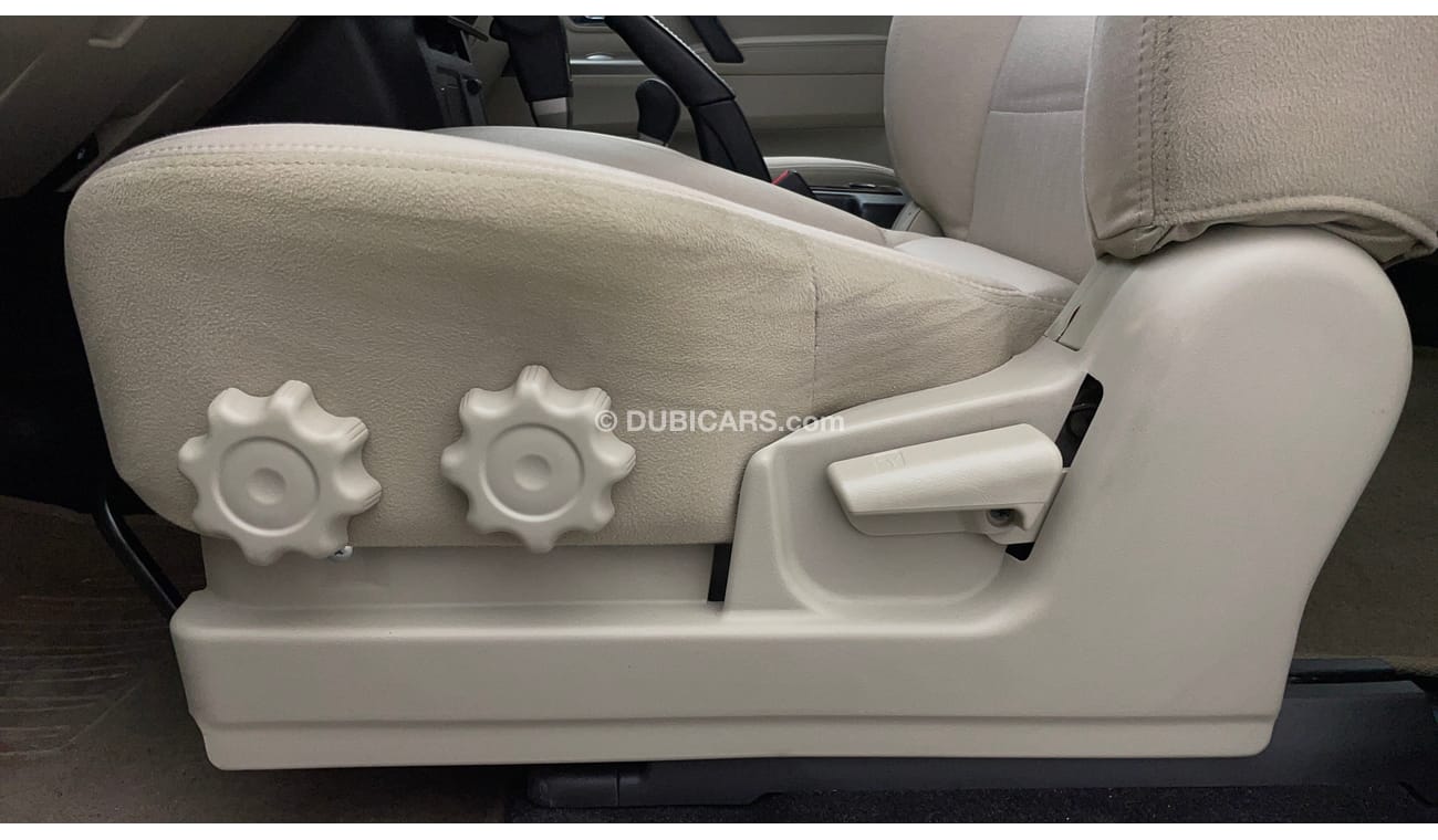 ميتسوبيشي باجيرو GLS LOWLINE 3.5 | بدون دفعة مقدمة | اختبار قيادة مجاني للمنزل