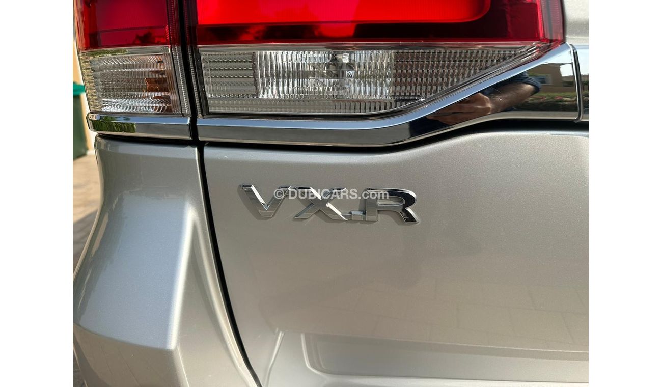 Toyota Land Cruiser VXR TOYOTA LAND CRUISER VX.R 5.7 FULL OPTION