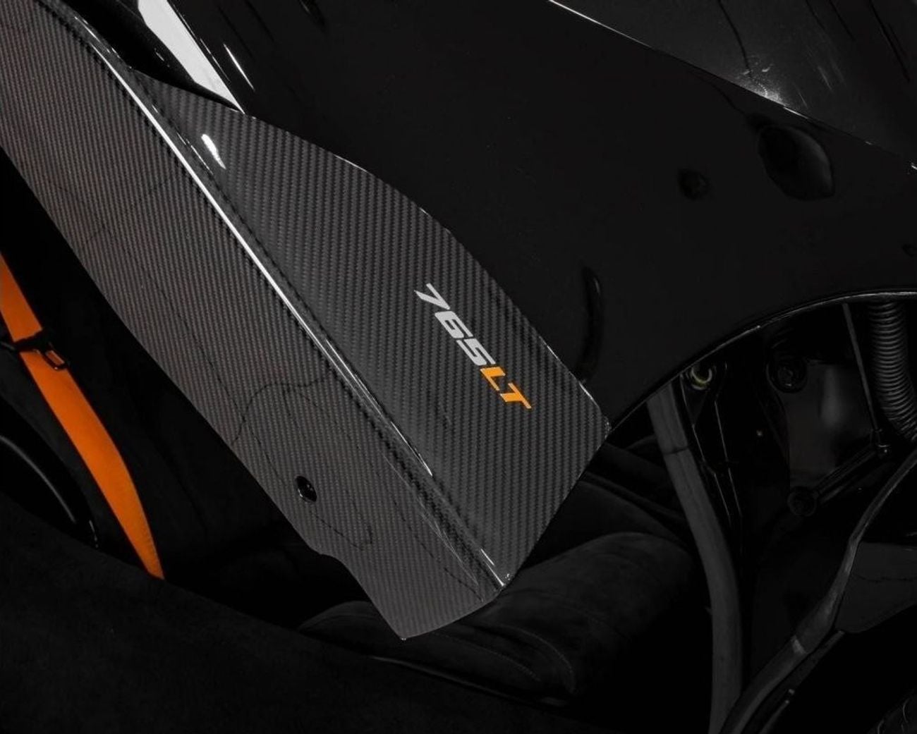 McLaren 720S Std 720-S UPGRADED TO 765-LT - GCC -EXHAUST SYSTEM + 999K GOLD IN EXHAUST + FULL CARBON FIBER EXTERI