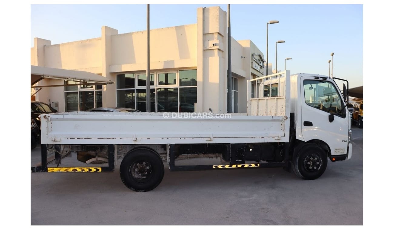 Hino 300 Hino 3T 714 2018 GCC