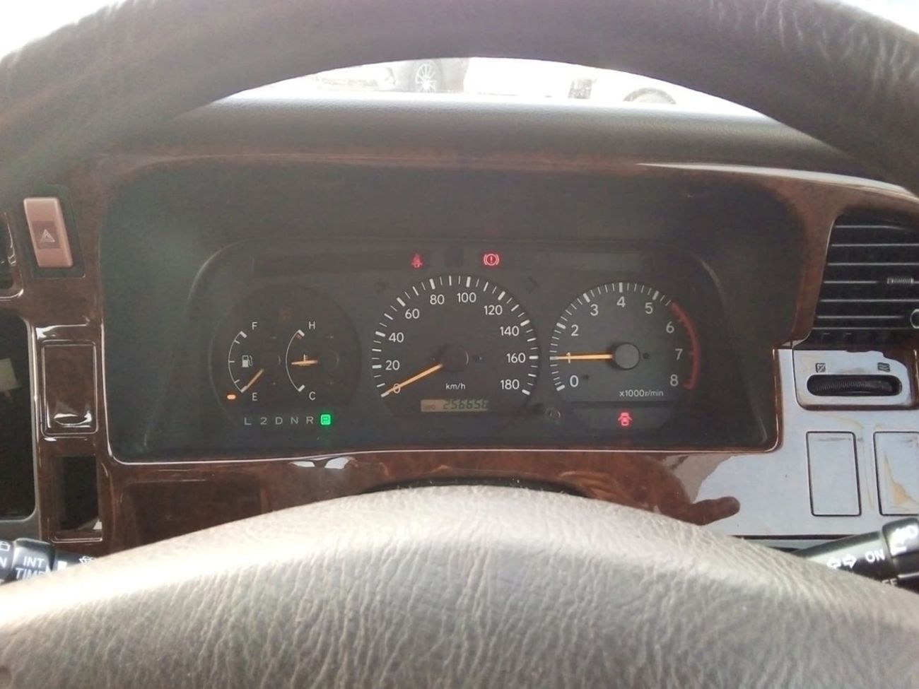 Toyota Hiace TOYOTA HIACE VAN RIGHT HAND DRIVE(PM31184)