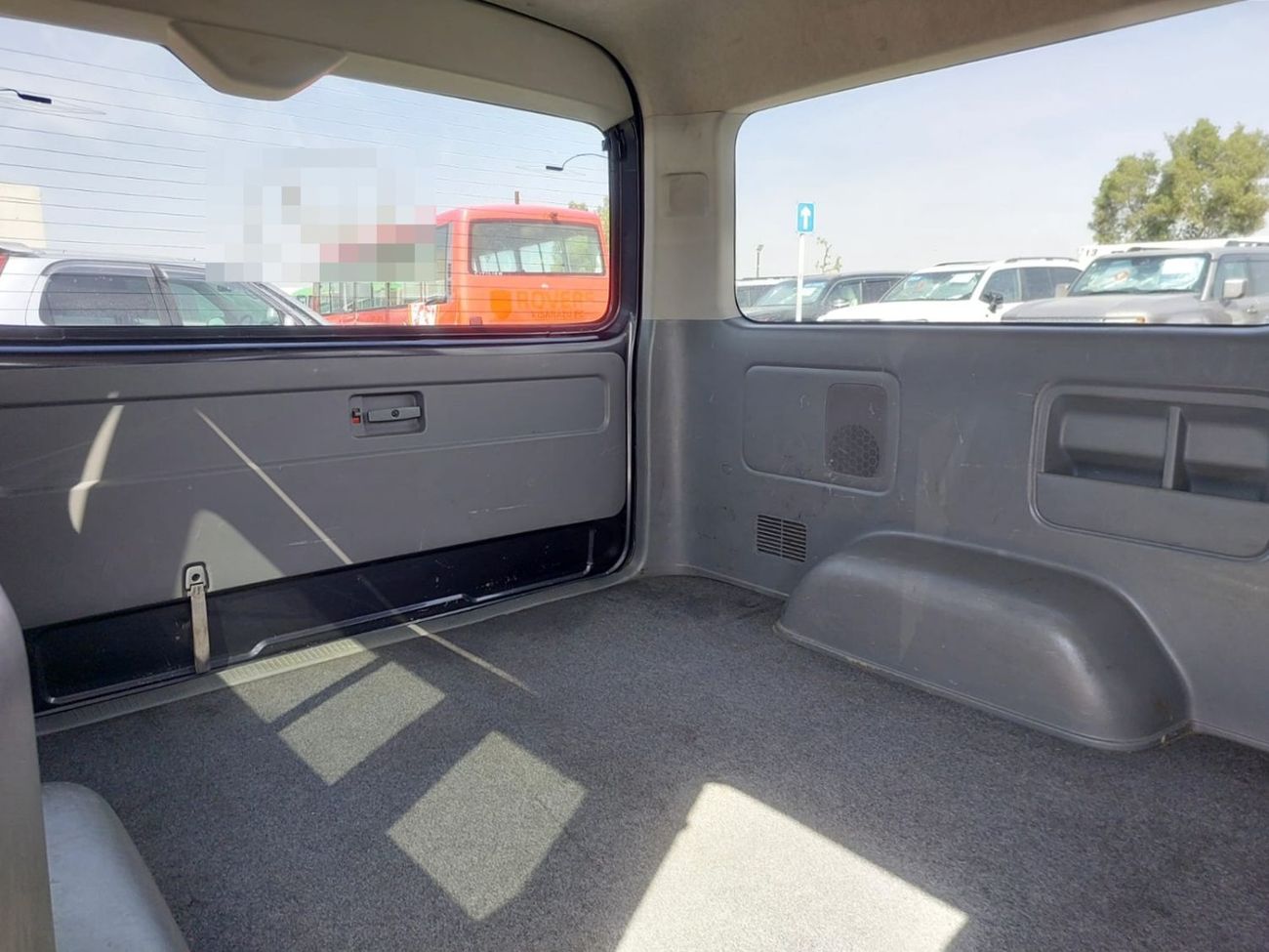 Toyota Hiace TOYOTA HIACE VAN RHD 2008 MODEL 2.7 L PETROL AUTOMATIC(PM00998)