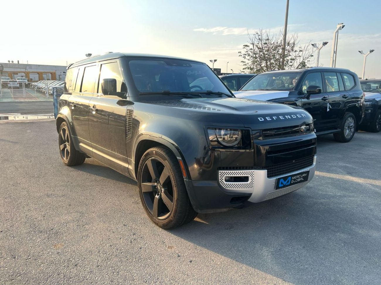 لاند روفر ديفندر 110 SE P400 3.0L