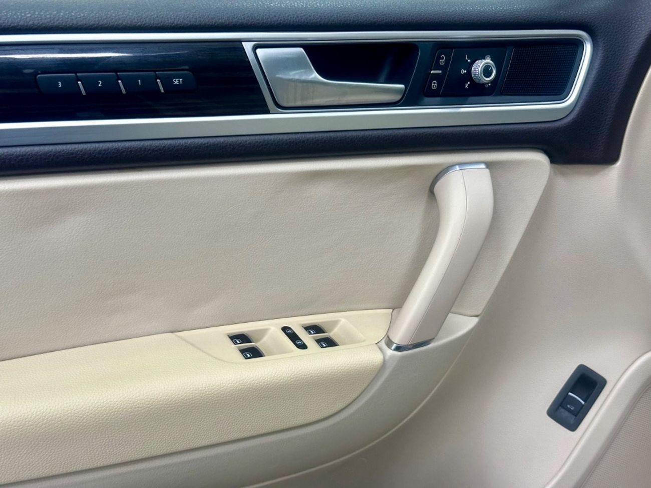 Volkswagen Touareg Sport