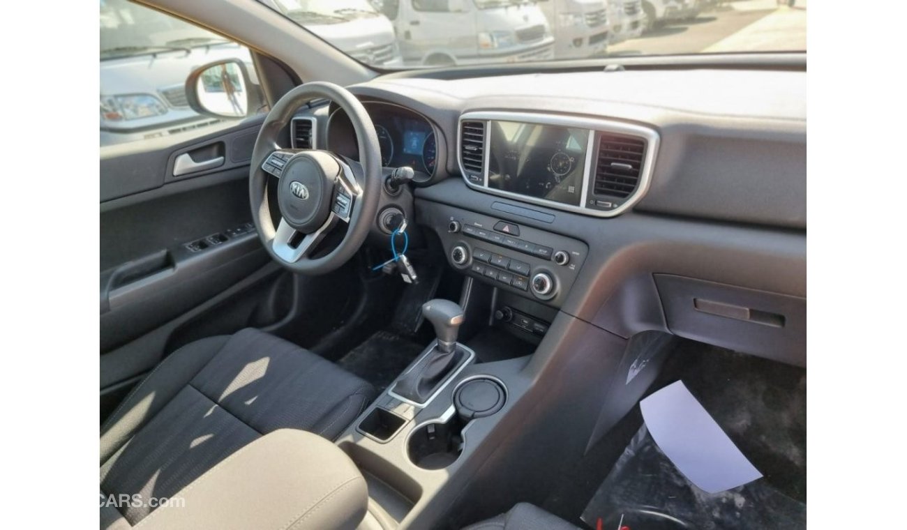 كيا سبورتيج KIA sportage 1.6L GCC Spec خليجي Panaromic Roof, Apple Car Play Color Silver Model 2022