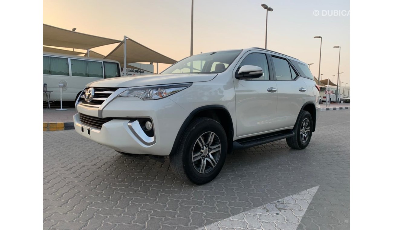 Toyota Fortuner Toyota Fortuner Model 2017 v 6 Gcc   Free accedant Very good condition  Call or WhatsApp  0097154599