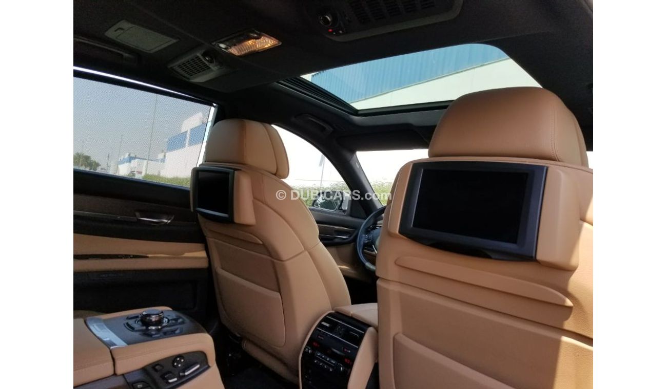 BMW 750Li Li 52000 km  2012 GCC