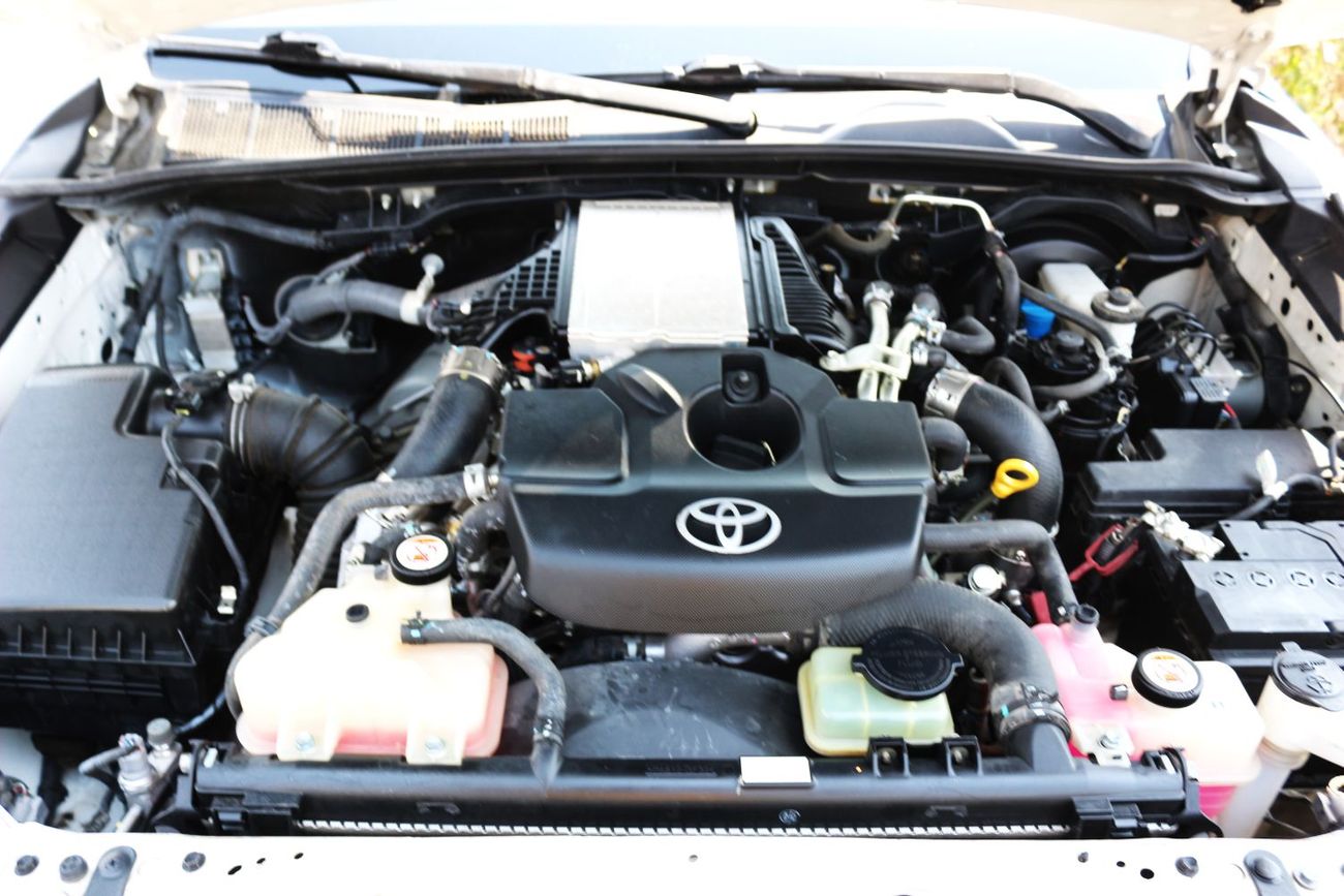 تويوتا هيلوكس ADV 2.8L