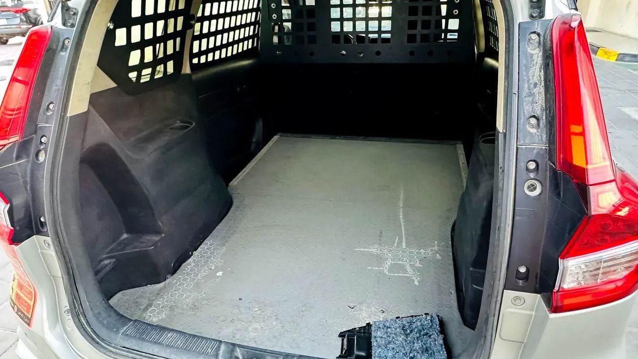 سوزوكي ايرتيغا 1.5L GL Delivery Van | 2 Seater | NO CONVENIENCE FEES l