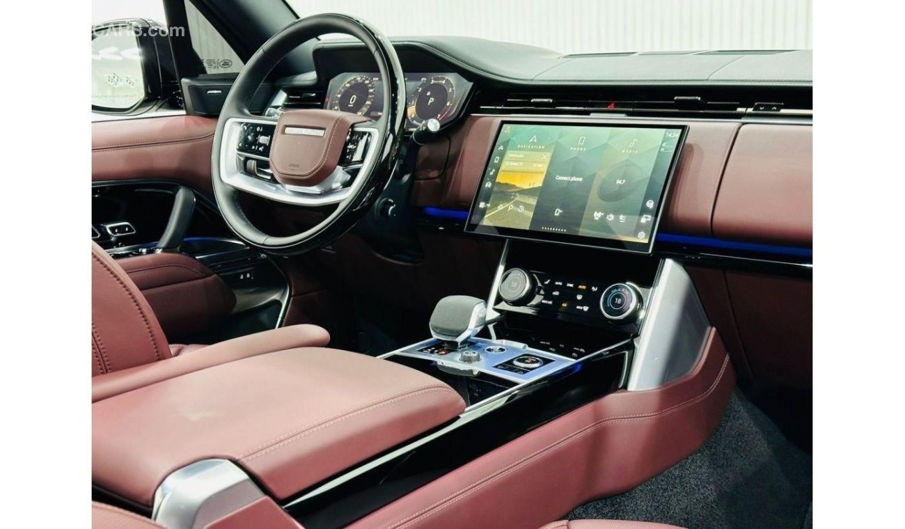 لاند روفر رينج روفر 2023 Range Rover Vogue P530 HSE, Oct 2028 Range Rover Warranty + Service Pack, Full Options, GCC