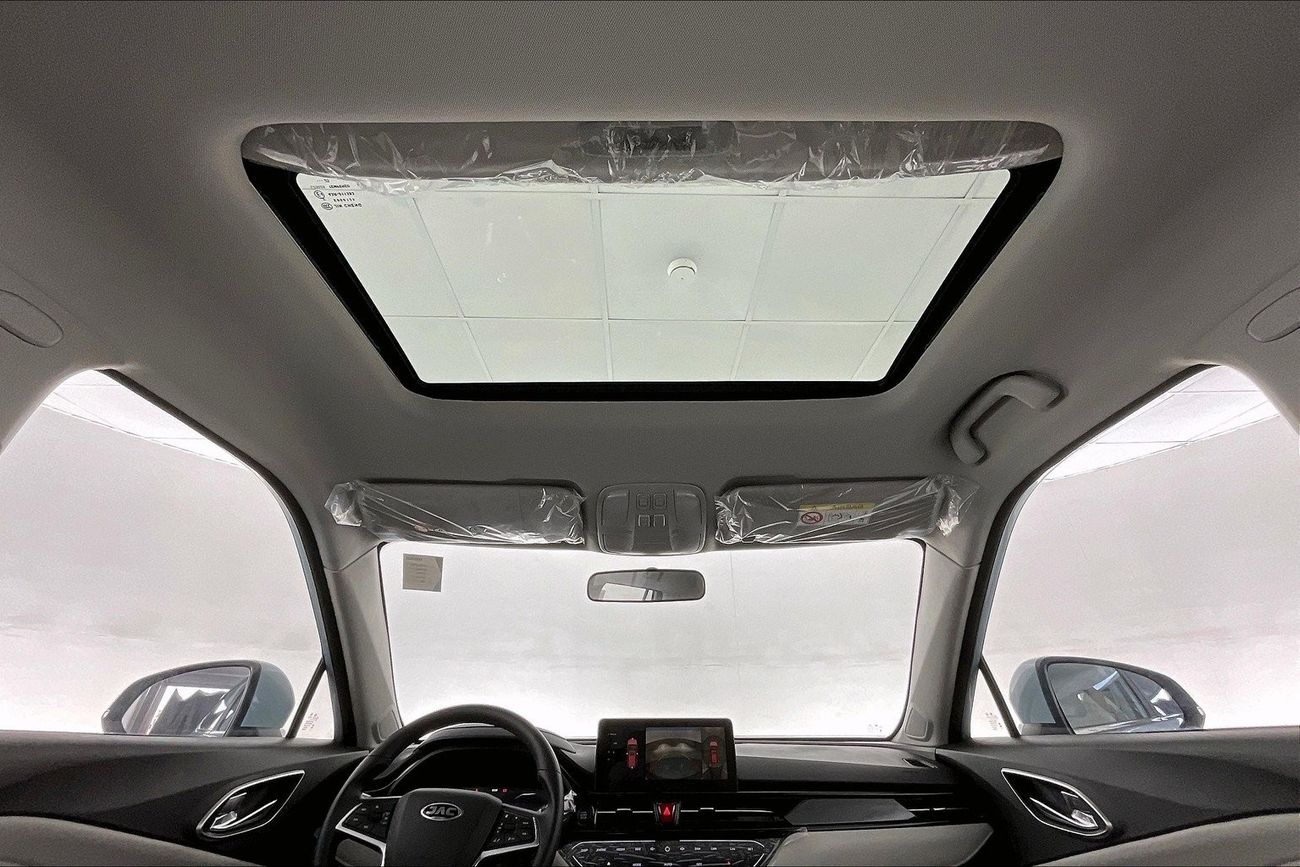 Chevrolet Silverado LT Z71 Trail Boss - Regular Cab | 1 year free warranty | 0 Down Payment