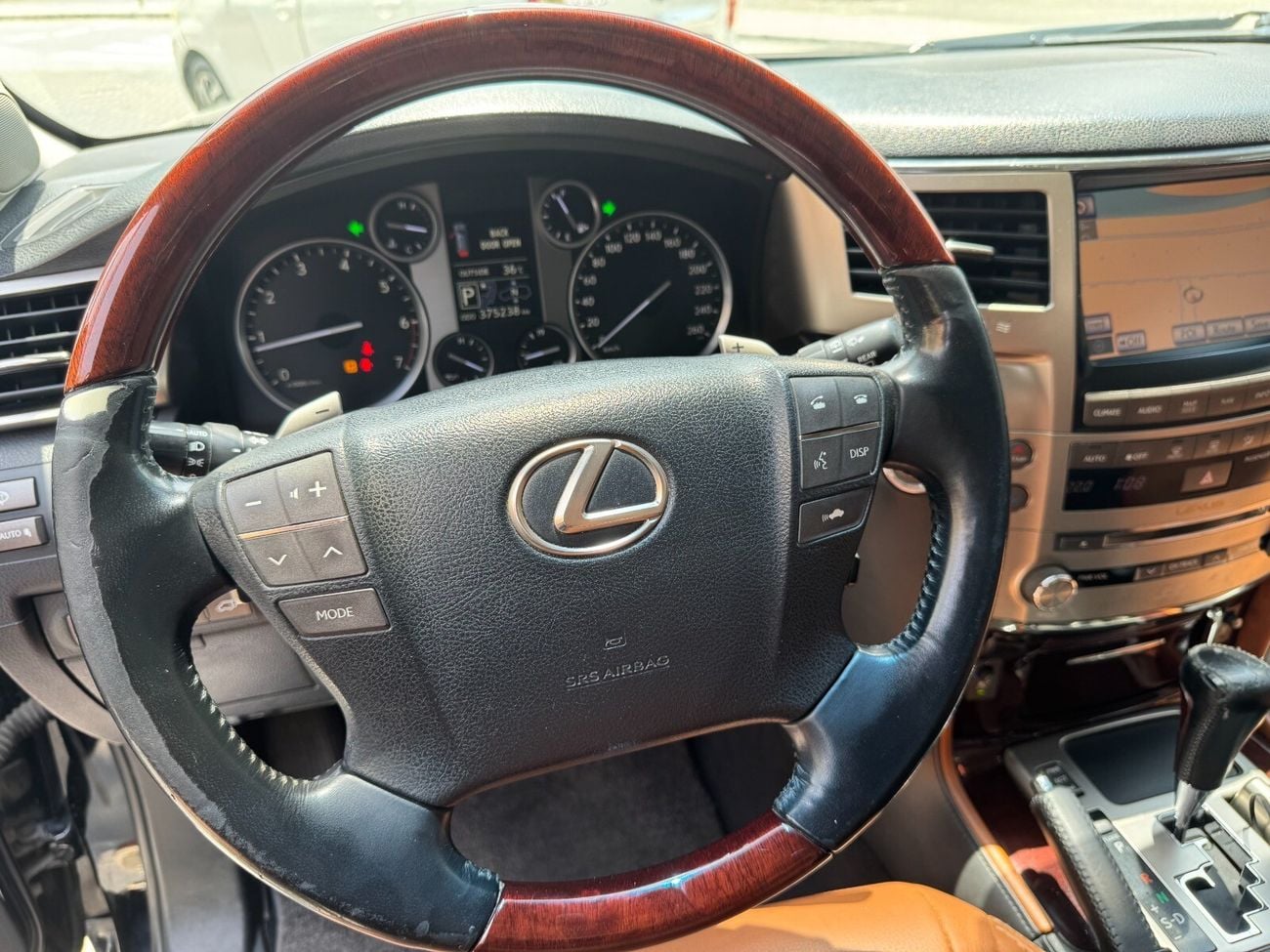 لكزس LX 570 25th Anniversary Edition 5.7L